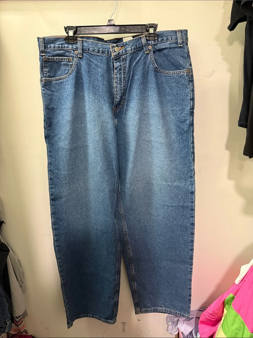 Relaxed Straight Men's Denim Pants in Medium Blue